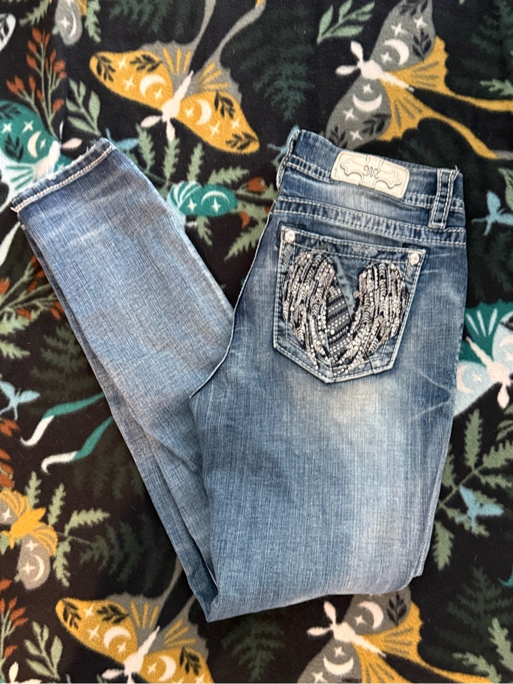 Miss Me Skinny Jeans Medium Wash Stretch Embellished Pockets Size 28 - Picture 4 of 7